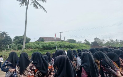 Menghidupkan Nilai Patriotisme melalui Upacara Bendera Hari Pahlawan